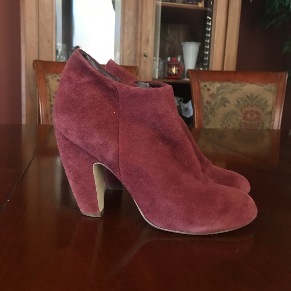 Purple booties - Picture 2 of 2